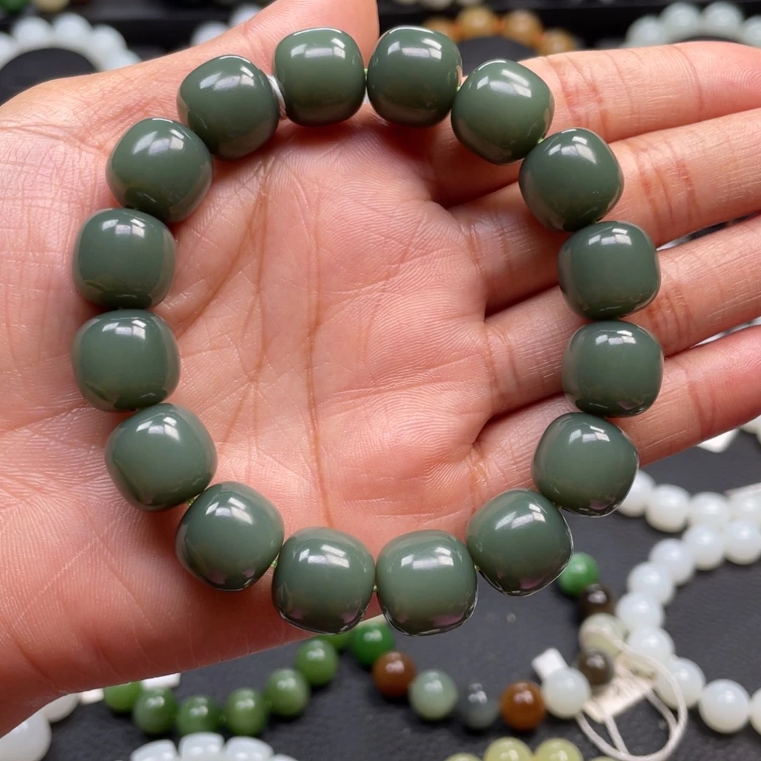 和田玉未镶嵌手链