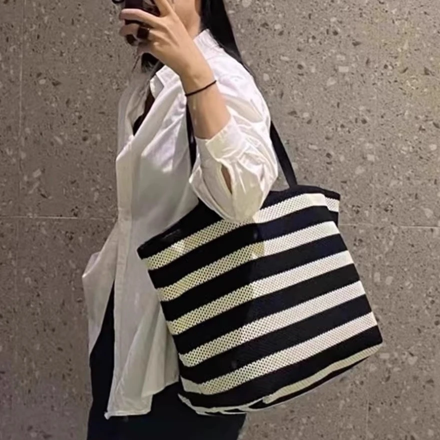 高级感黑白条纹托特包编织大容量单肩女包懒惰风轻便度假包购物袋