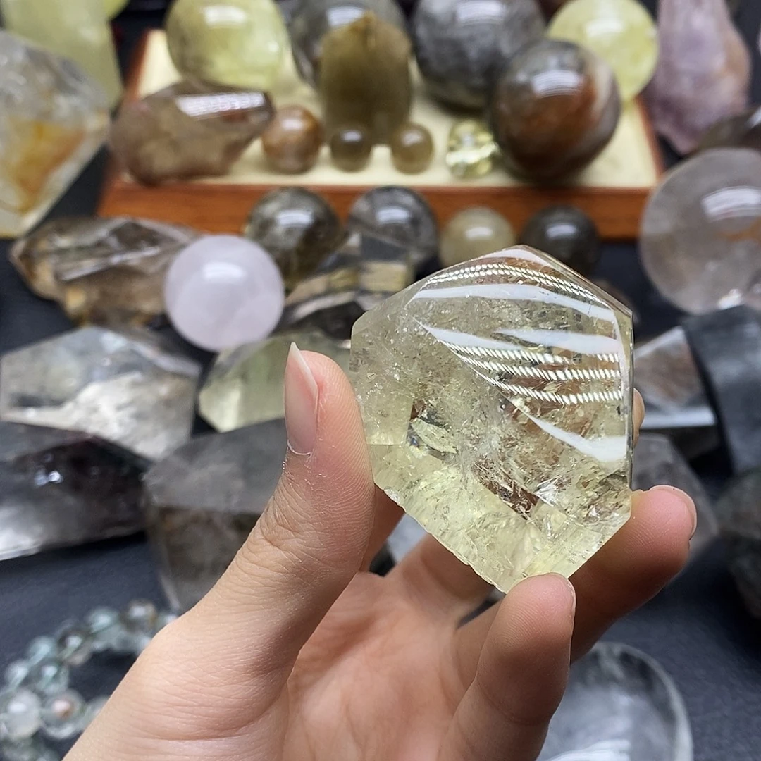 珠宝半成品水晶未镶嵌143水晶石