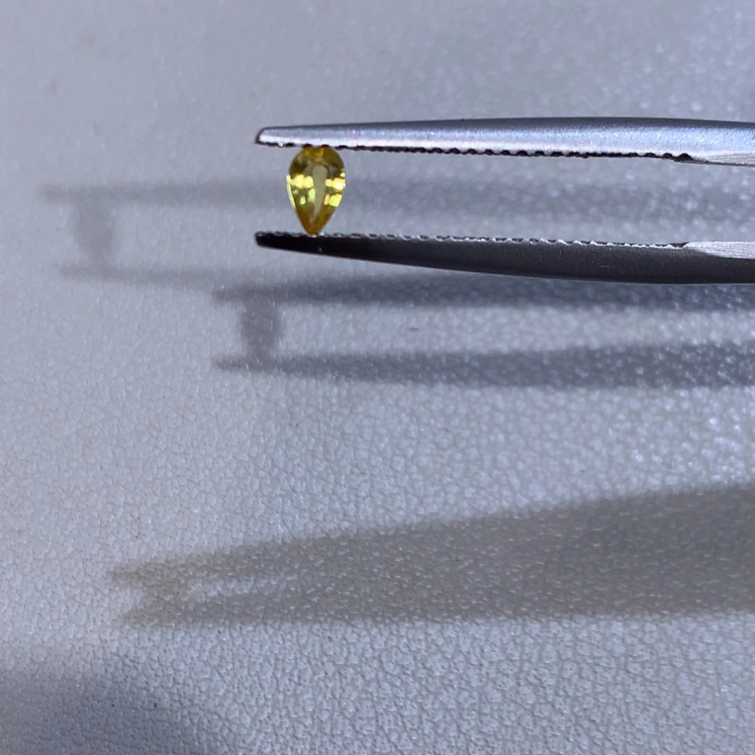 蓝宝石裸石2.8×4.4