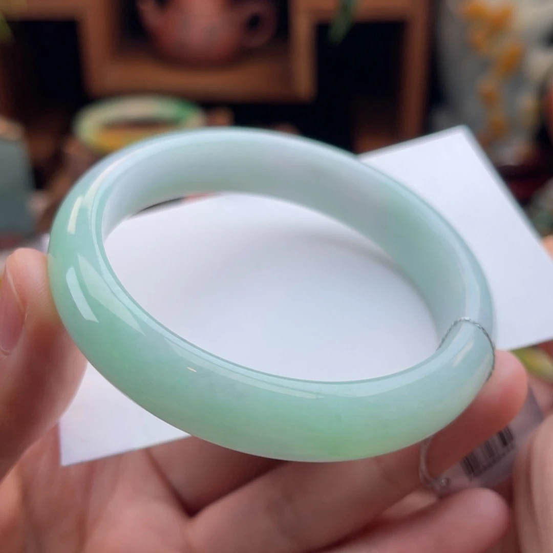 未镶嵌手镯翡翠正圈