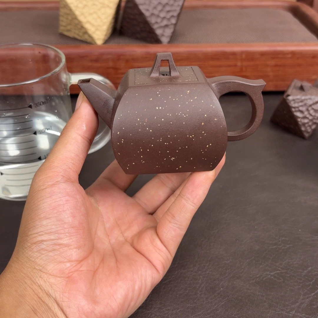 老***王茶壶紫砂全手工容四方150cc紫泥铺沙