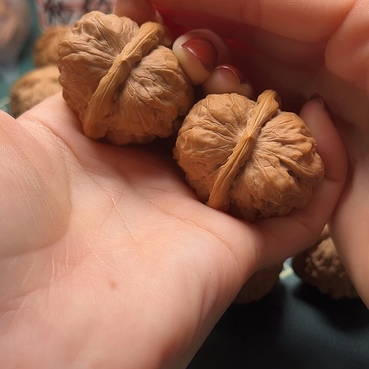 文玩核桃把件39蛤蟆头