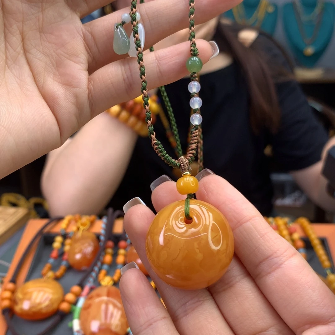 未镶嵌颈饰蜜蜡天然