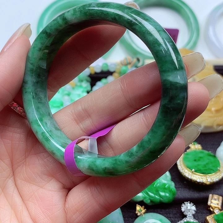 未镶嵌手镯翡翠翡翠