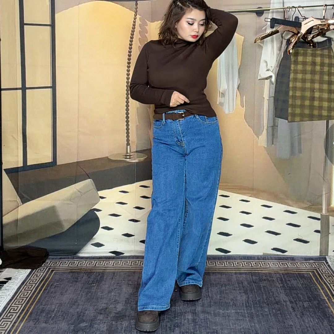 女生漂亮的裤子。