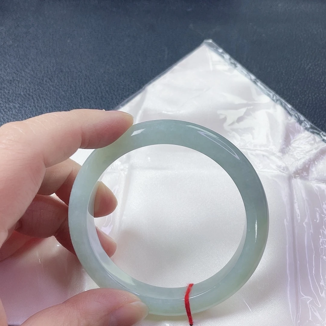 小****翡翠未镶嵌手镯天然翡翠手镯58