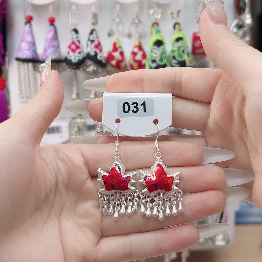 手串/手链核桃刺绣耳环