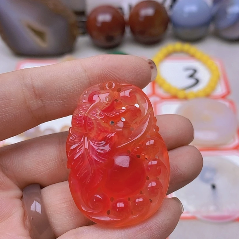 【闪购商品】玛瑙/玉髓未镶嵌珠宝半成品郁*?