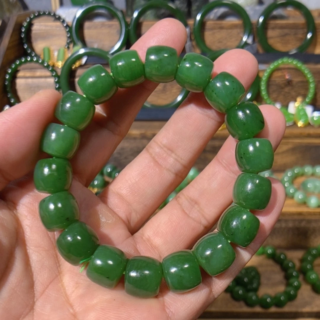 【闪购商品】吊坠(不含链)未镶嵌和田玉加拿大碧玉手串 12
