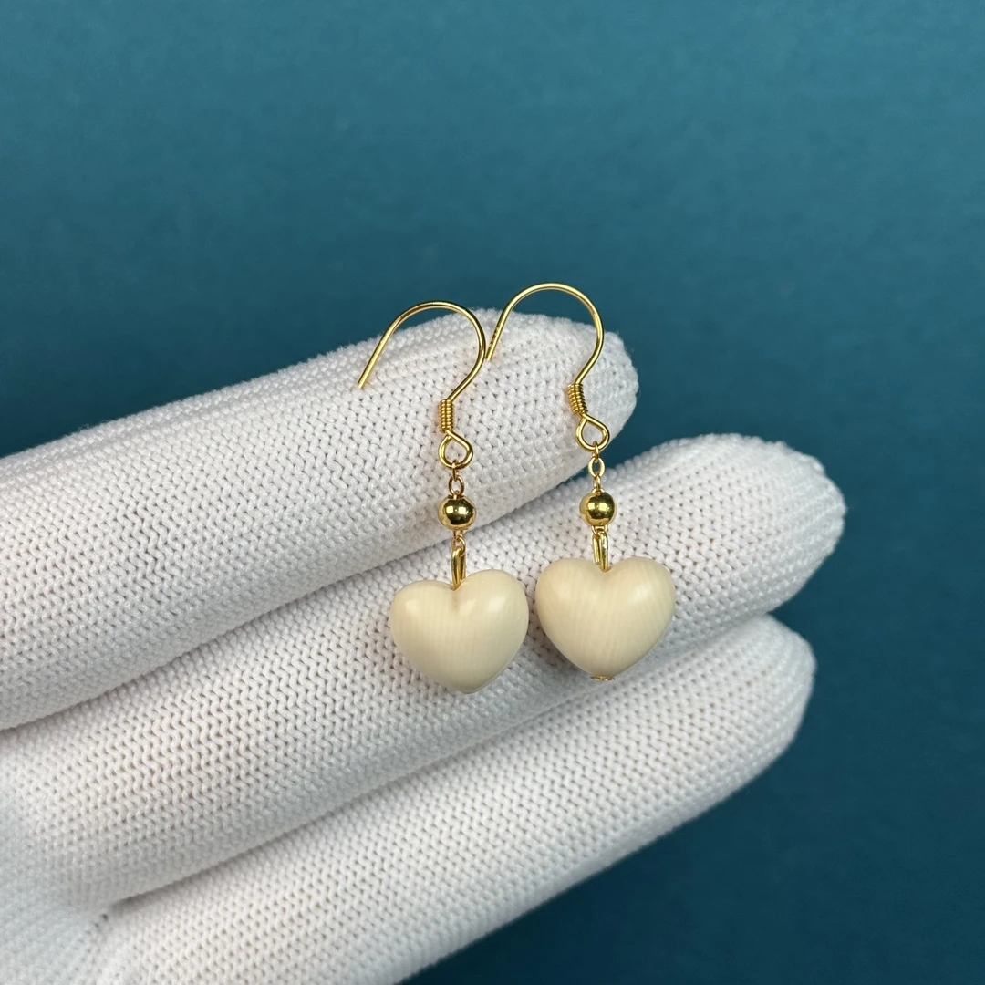 H7152天然猛犸牙 爱心耳钉对装 约11.5mm支持复检假一罚十