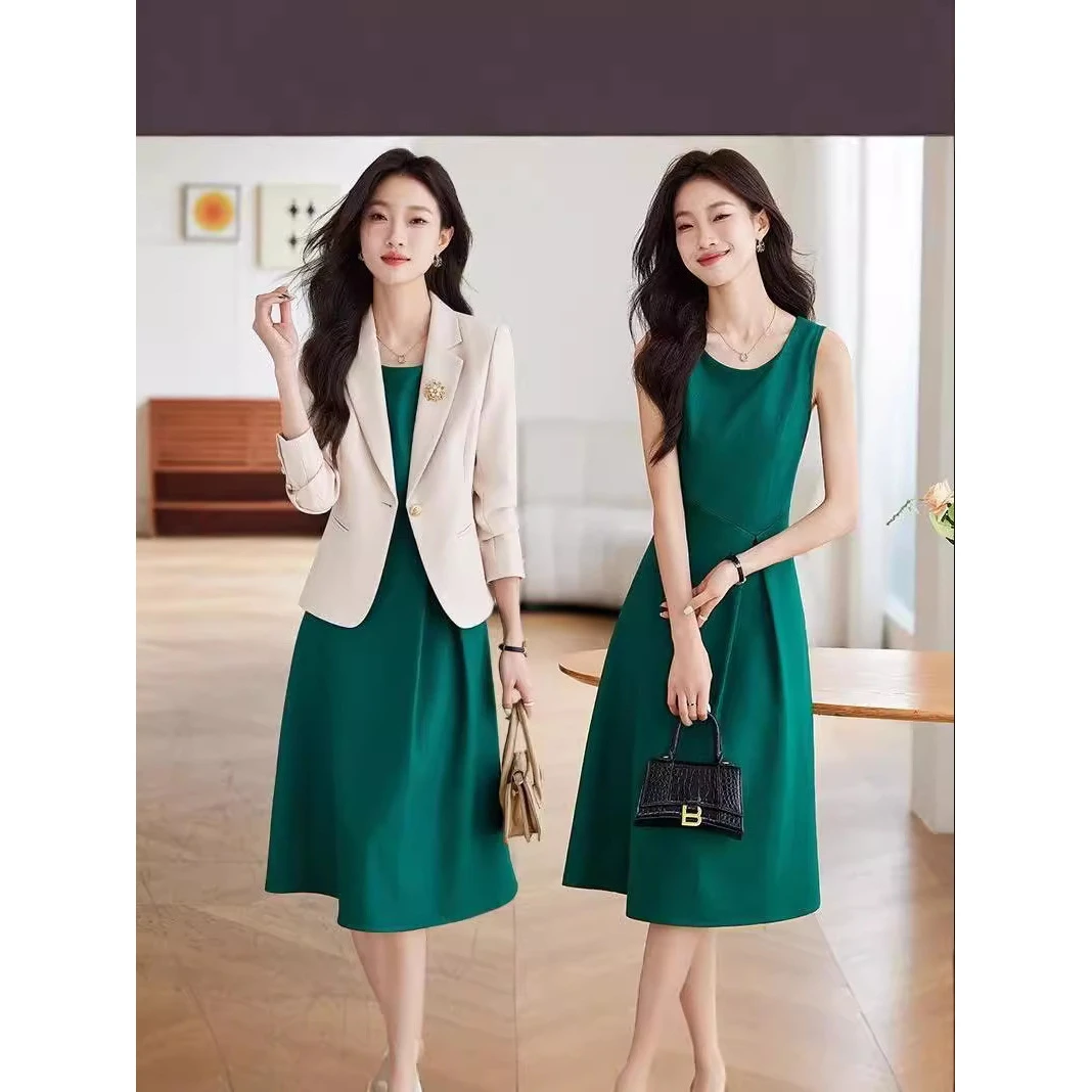 杏色短款收腰西装外套女春夏高级感气质女神范休闲韩版小西装上衣