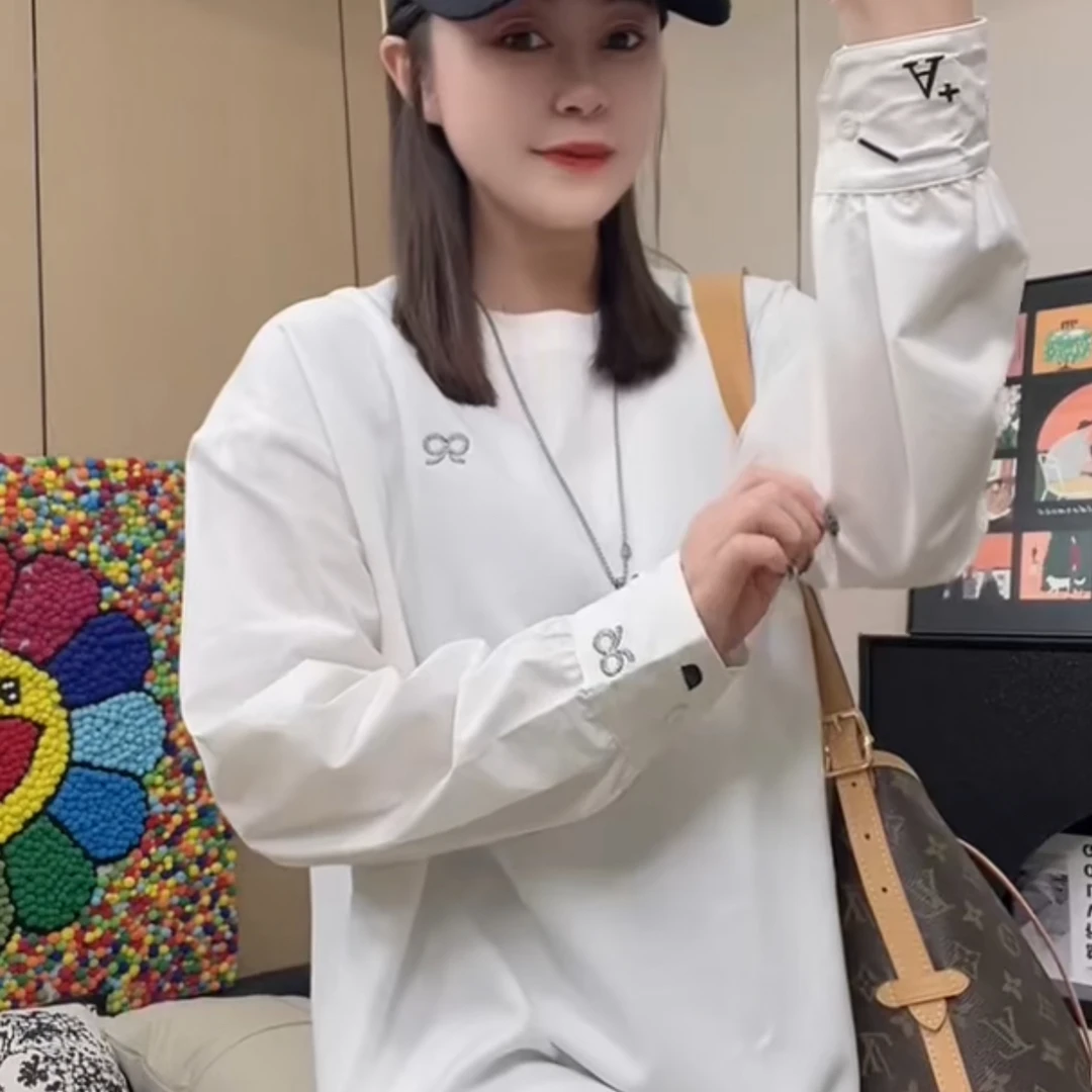 欧货新款女装休闲长袖T恤女白色宽松圆领中长款上衣简约百搭显瘦