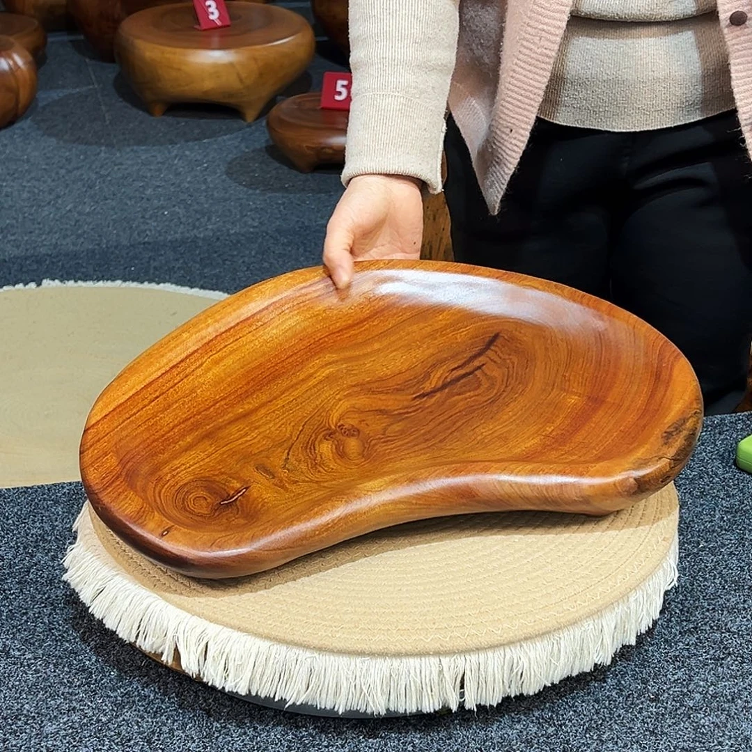 14 号香樟木尺寸：45-27-6cm