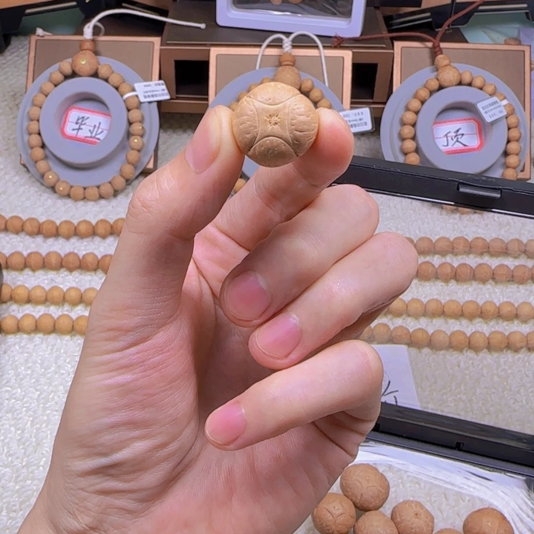 洺***盛手串凤眼菩提19.3mm左右麒麟