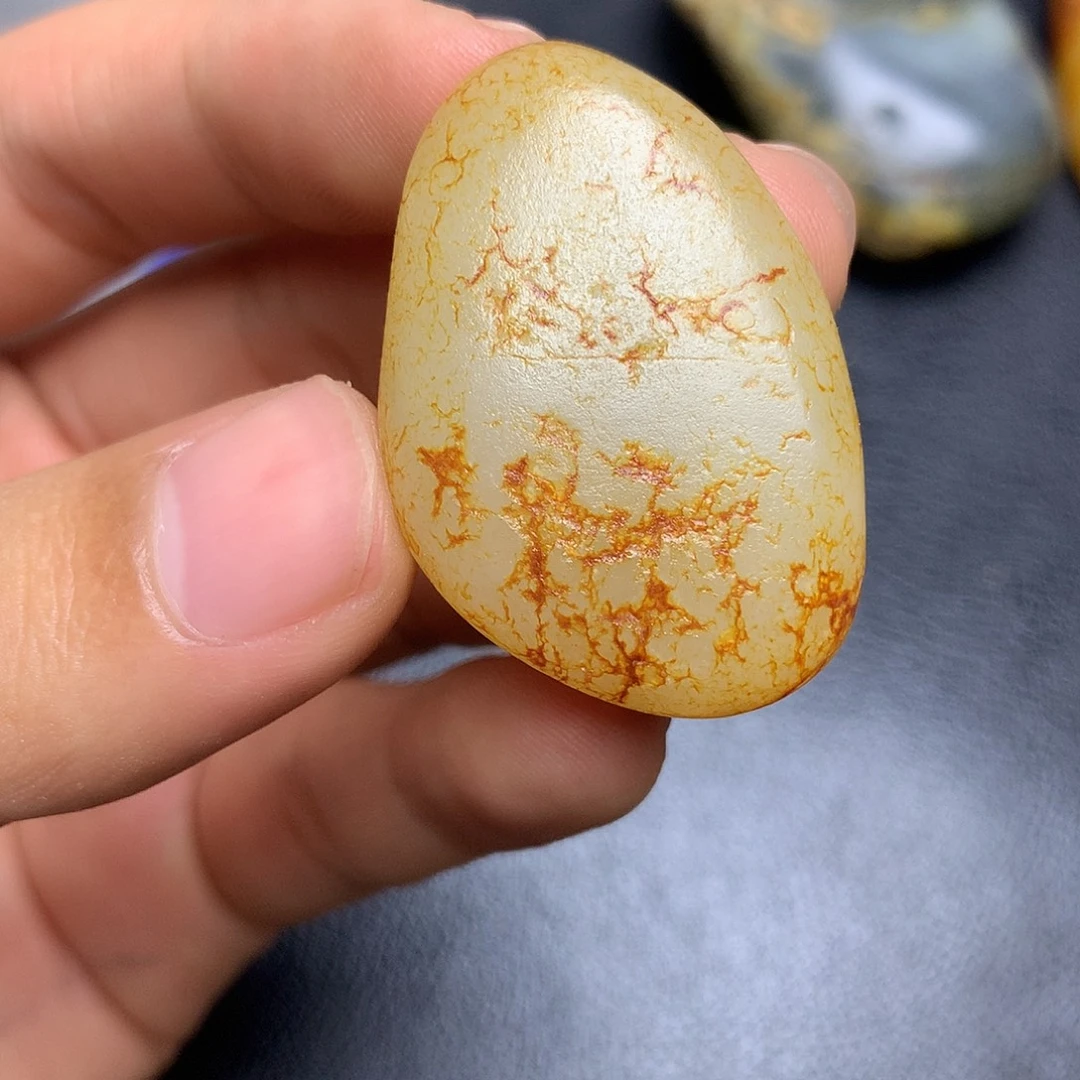 未镶嵌和田玉（糖玉）挂件