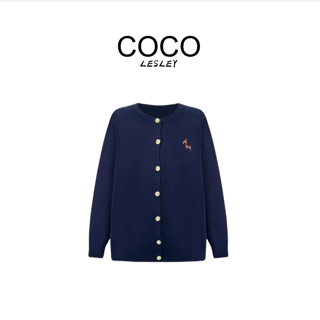 【COCO LESLEY】新款圆领小马刺绣长袖针织衫Z022