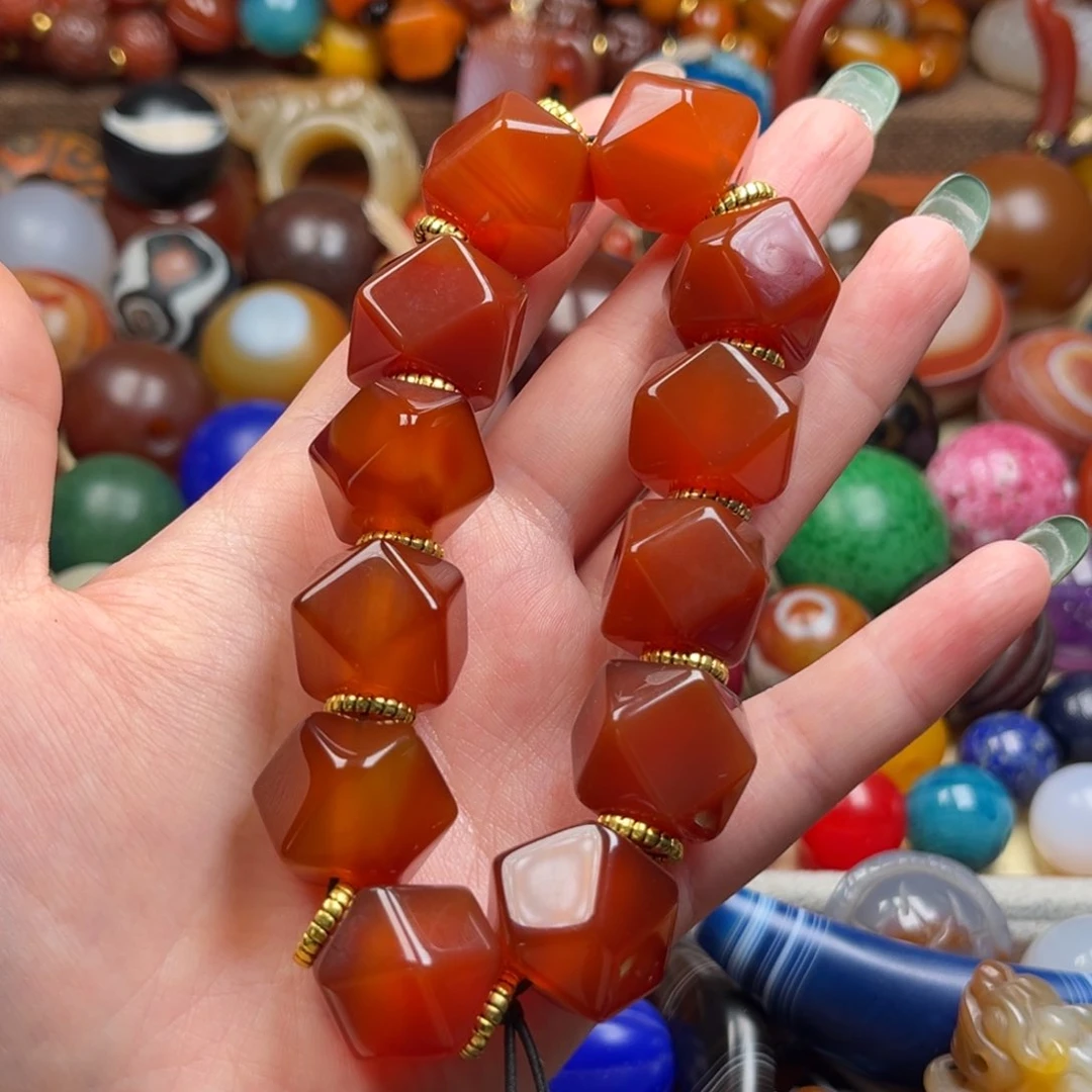 玛瑙/玉髓颈饰未镶嵌