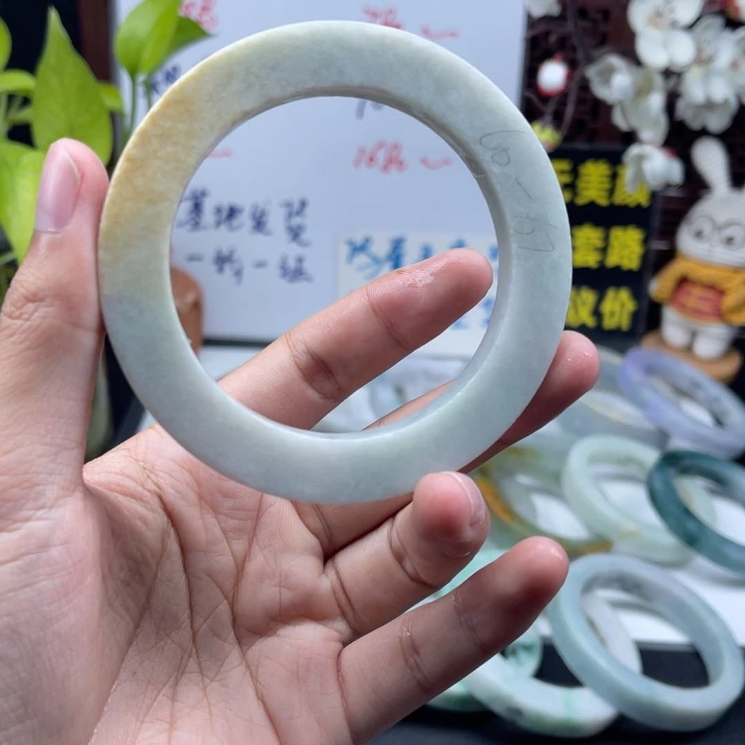 定制翡翠未镶嵌正圈