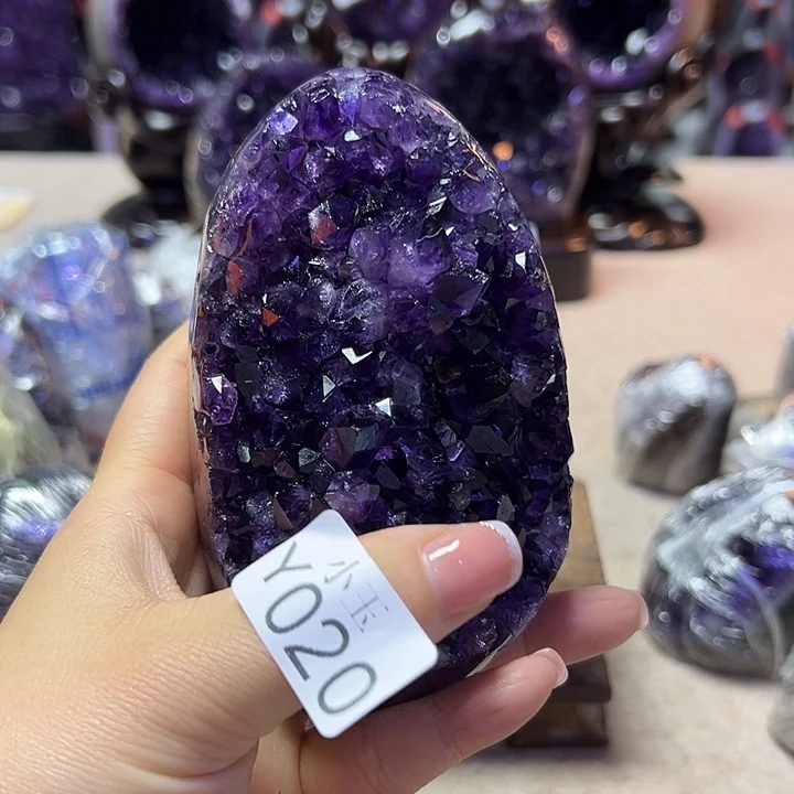 未镶嵌水晶大型摆件（非配饰）摆件