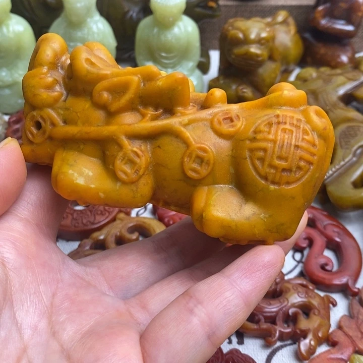 未镶嵌蛇纹石玉颈饰