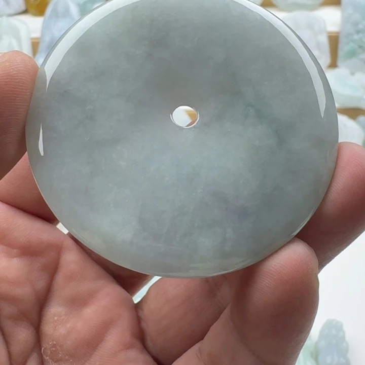 翡翠未镶嵌颈饰天然缅甸A货翡翠