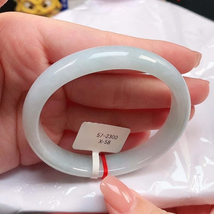翡翠未镶嵌手镯缅甸天然A货翡翠