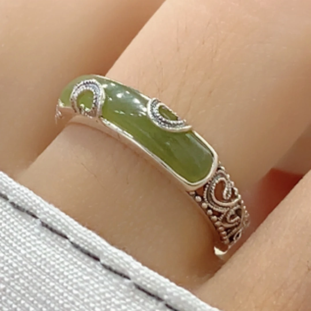 新款古法唐草纹青玉缠绕戒指