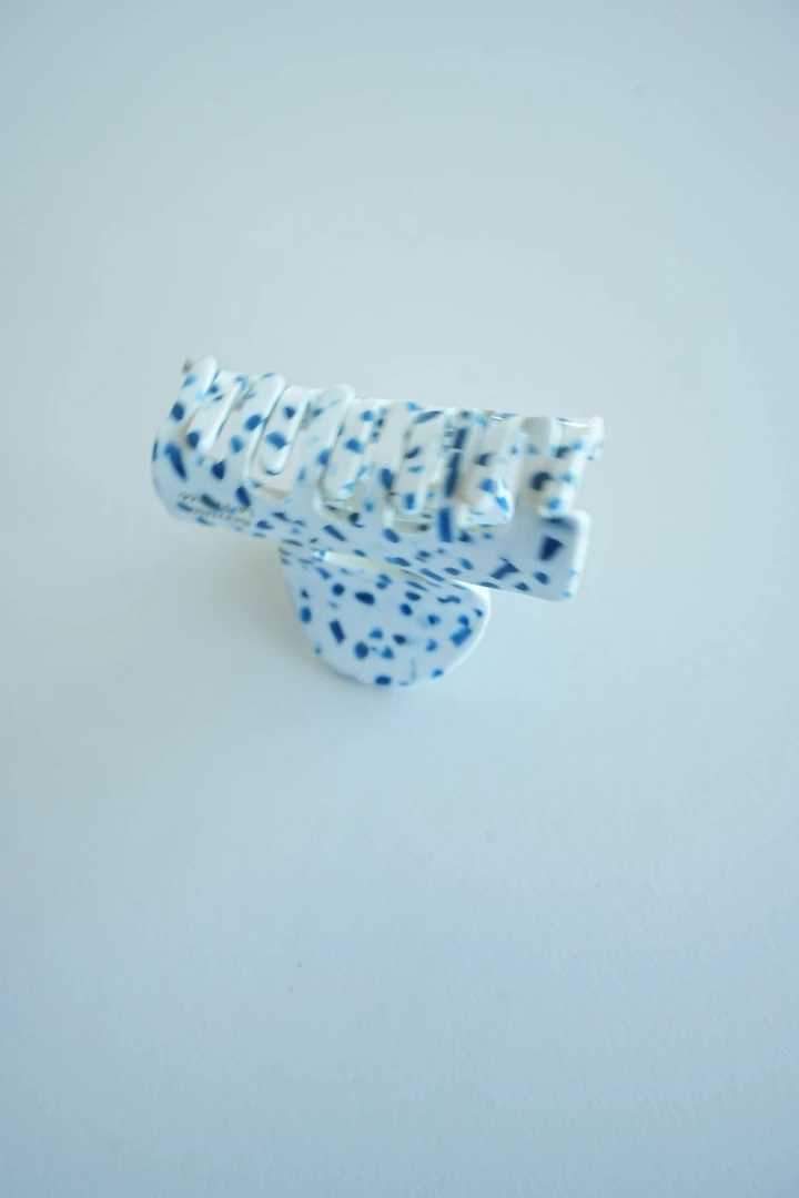 高级感时尚简约可爱蓝色发夹