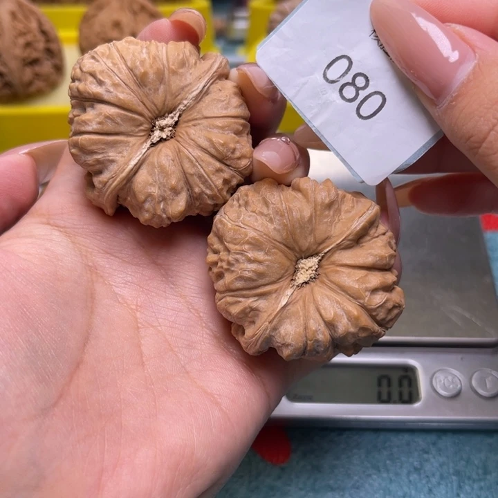 G***鑫文玩核桃把件南瓜墩44.080