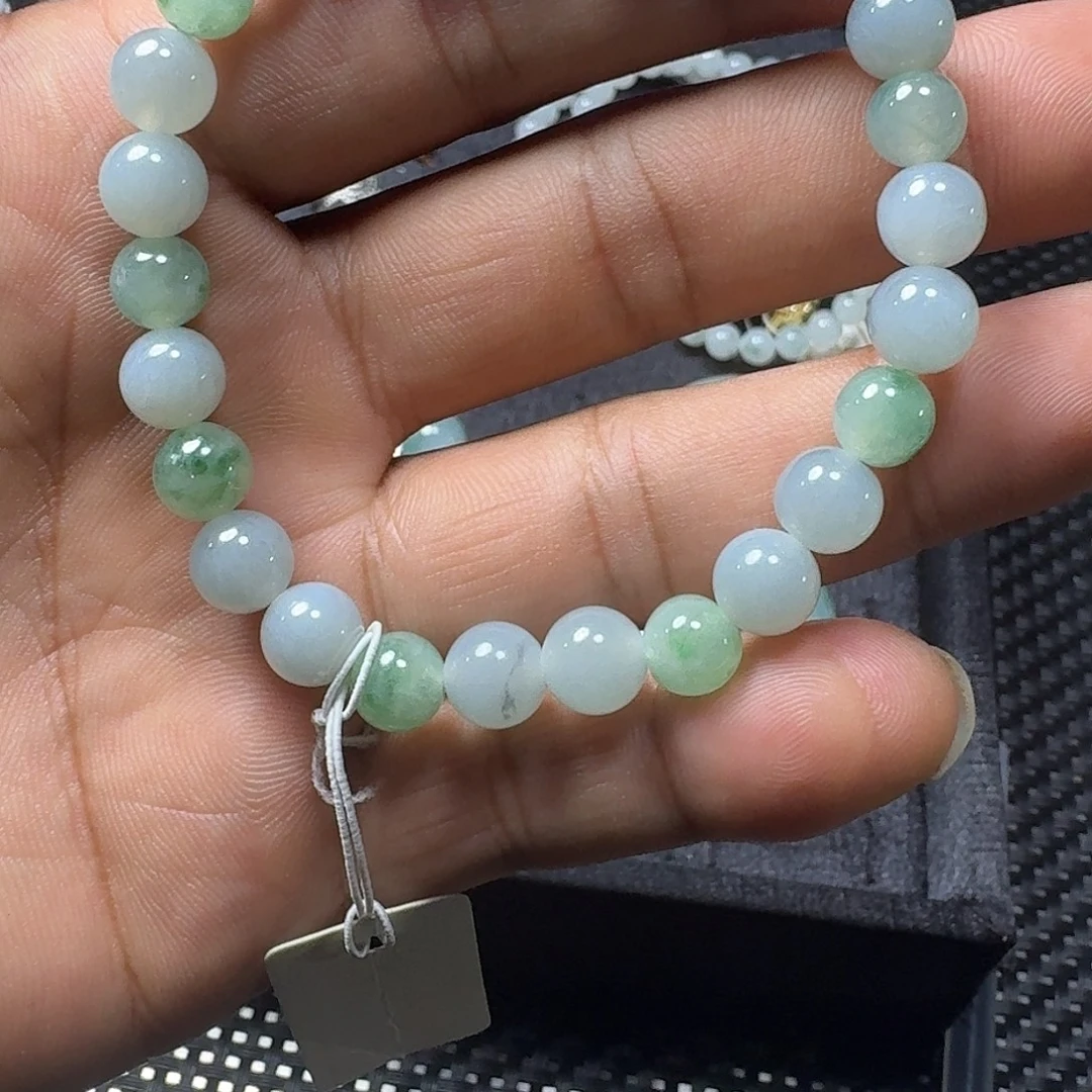定制翡翠未镶嵌手串