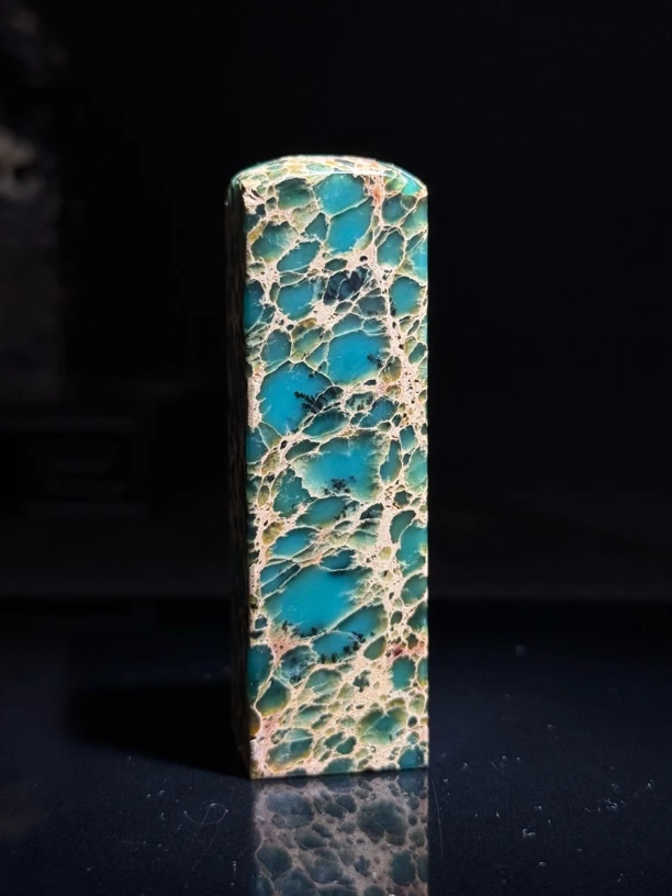 雅安孔雀绿印石印章2.4×2.4×8.3