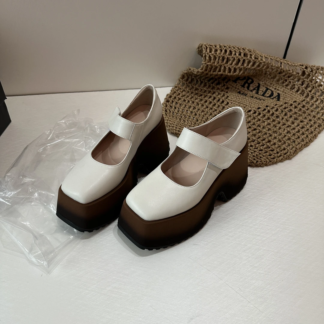 增高9.5cm小个子厚底真皮圆头单鞋百搭减龄魔术贴松糕鞋乐福鞋