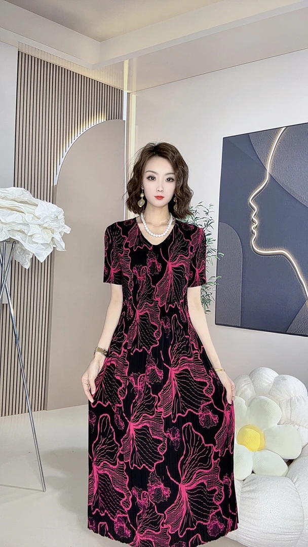 109号中年妈妈弹力夏季女装碎花连衣裙女新款气质过膝裙子