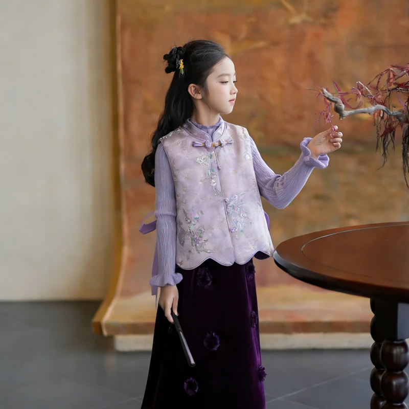 54083新中式国风汉服女童套装2025新款小公主洋气冬装儿童拜年服