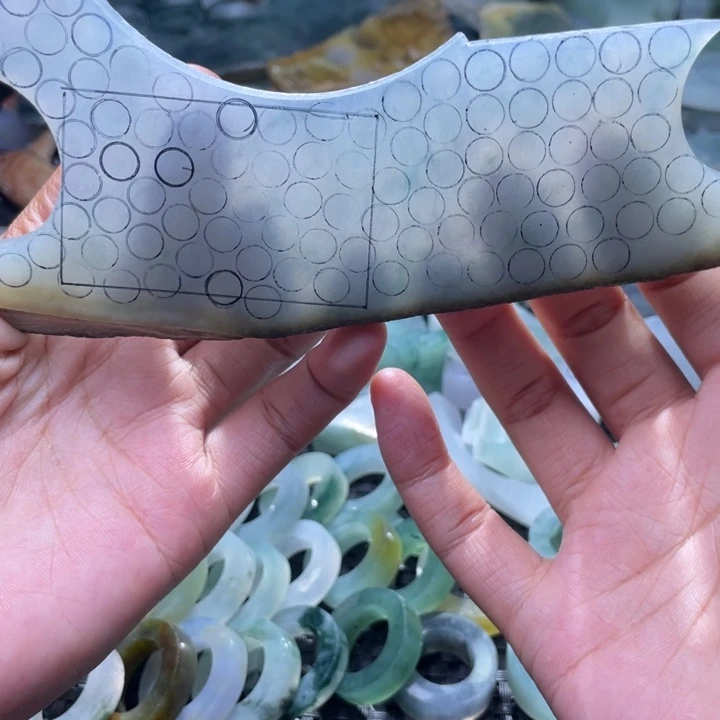 未镶嵌定制翡翠翡翠定制