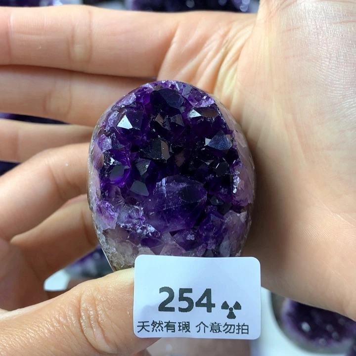 未镶嵌水晶大型摆件（非配饰）