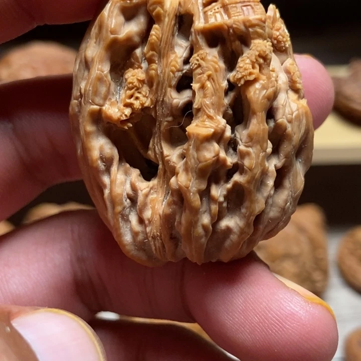 闲***事风味纯手工核桃雕刻仙人指路