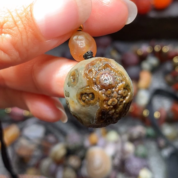 玛瑙/玉髓未镶嵌珠宝半成品