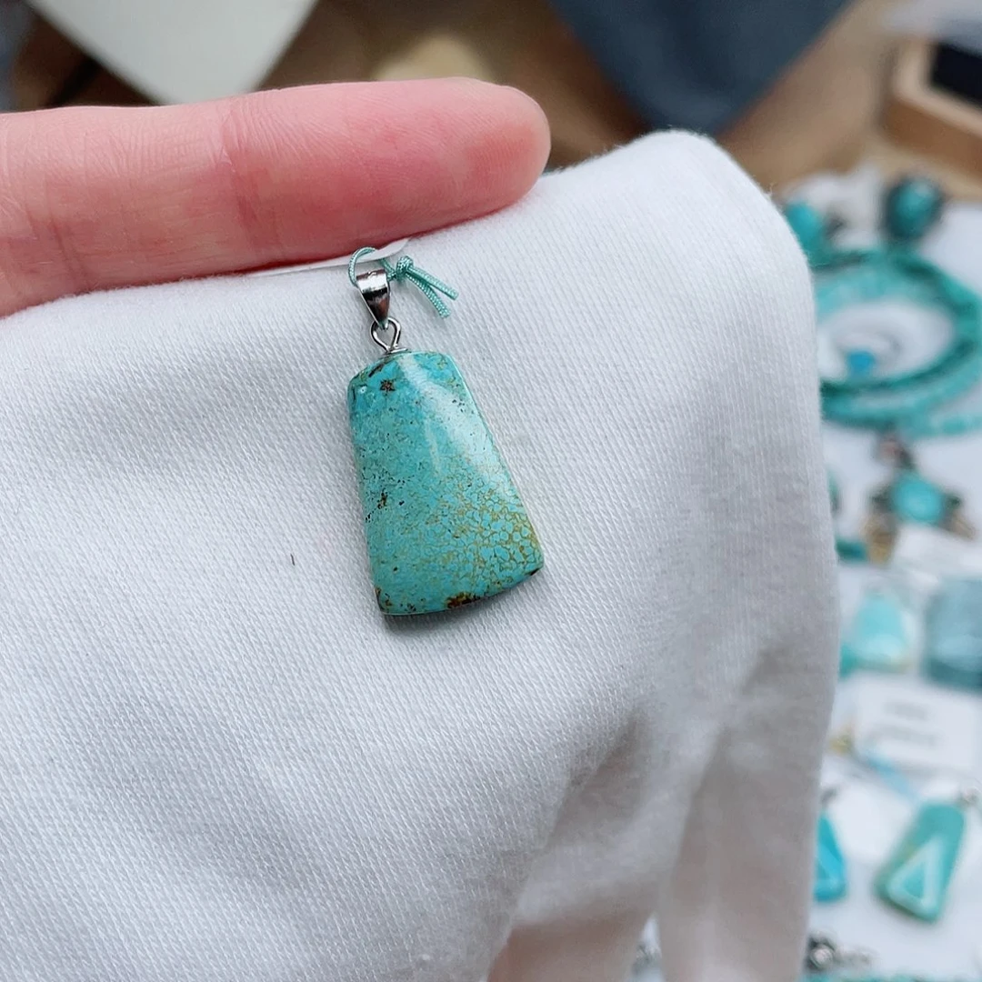 未镶嵌绿松石绿松石