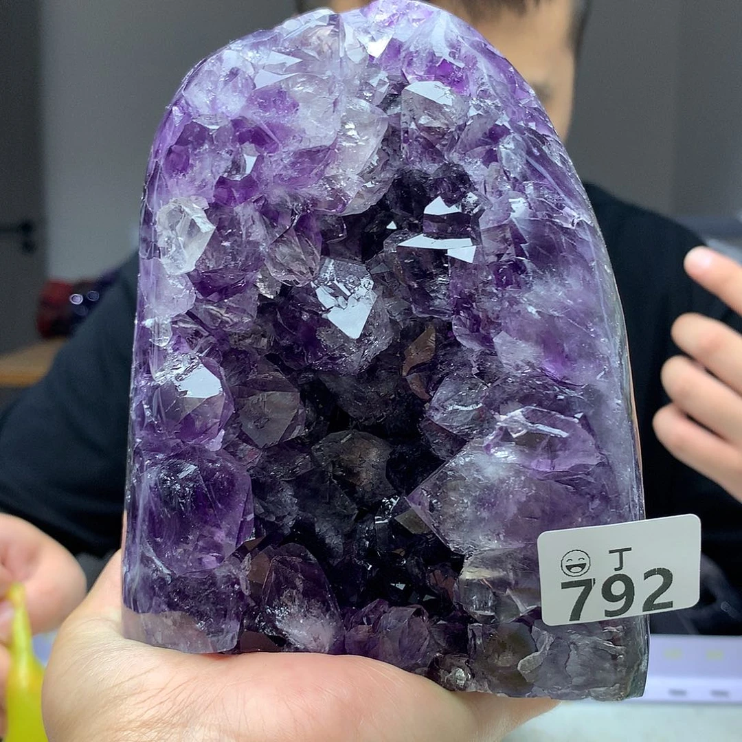 未镶嵌大型摆件（非配饰）水晶