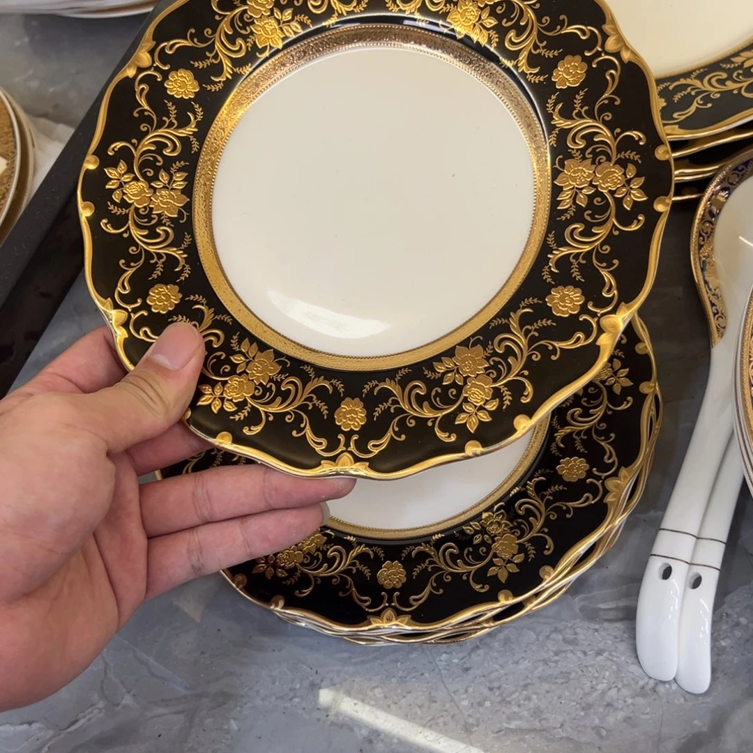 瓷片8寸平盘两个一单尾单