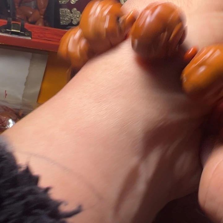 冷***。橄榄核手串/手链莲花