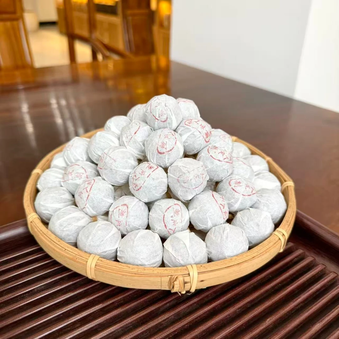 龙珠/缅甸果敢一特区 2016【私人定制古树熟茶龙珠】普洱熟茶