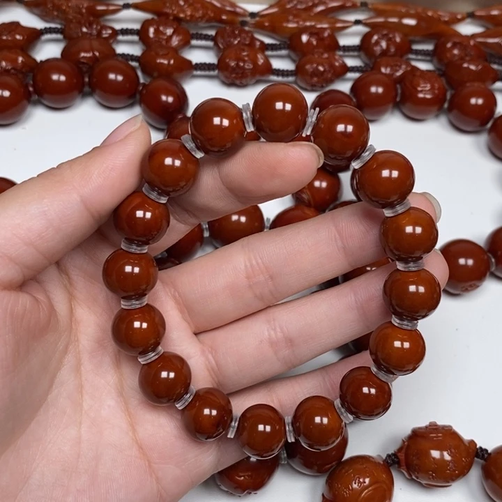 亮***恼橄榄核雕刻工艺的发展