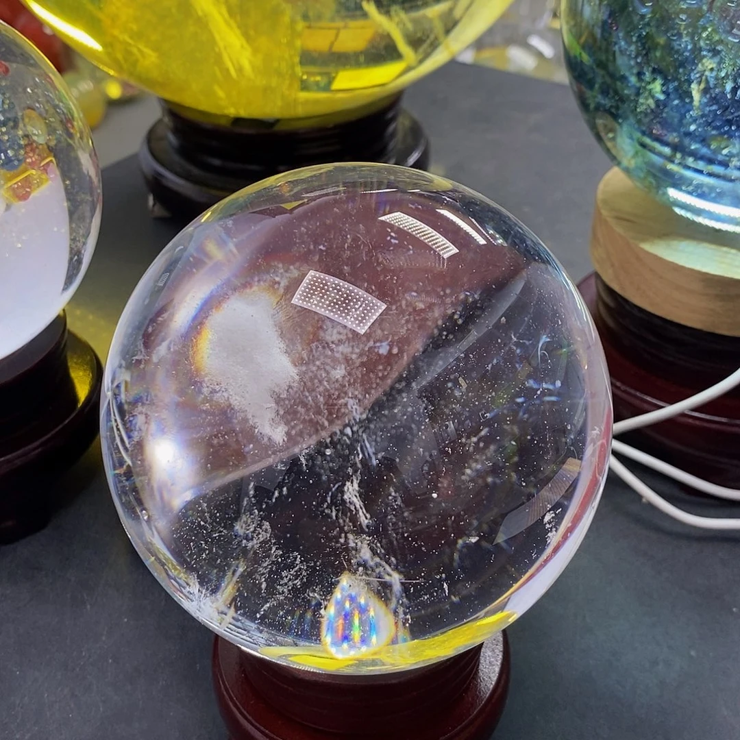 大***头石材11厘米白水摆件