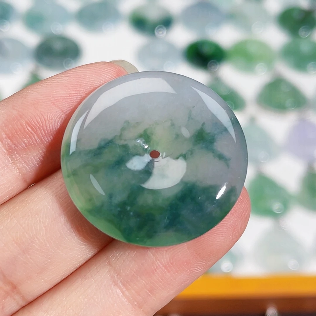 颈饰未镶嵌翡翠吊坠