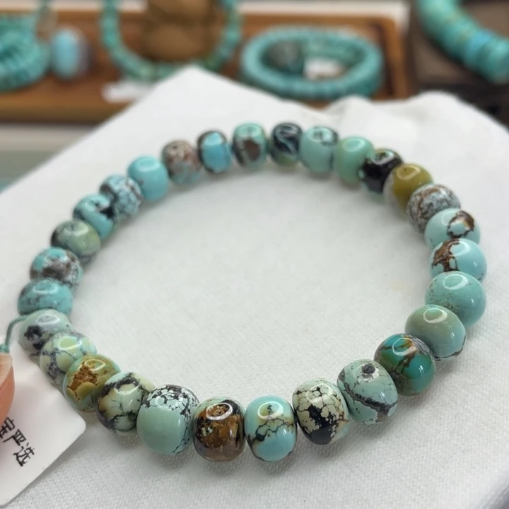 绿松石未镶嵌珠宝