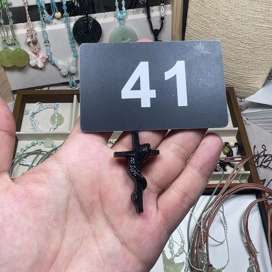 蛇纹石玉合金颈饰