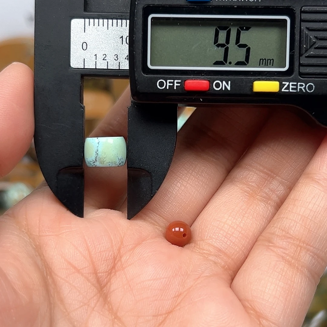南红玛瑙未镶嵌珠宝奇石